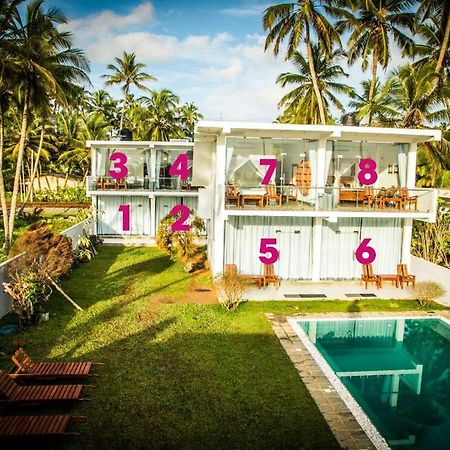 Infinity Of Sri Lanka Hotel Paiyagala Exterior photo