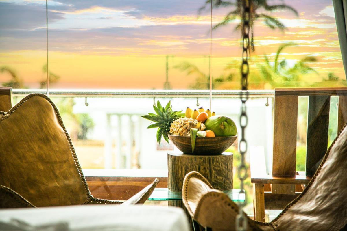 Infinity Of Sri Lanka Hotel Paiyagala Exterior photo